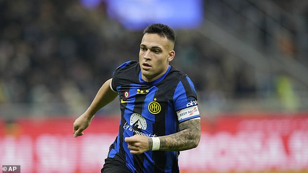 Lautaro Martínez is the top scorer in Serie A and his team, Inter Milan, is getting closer to the title.