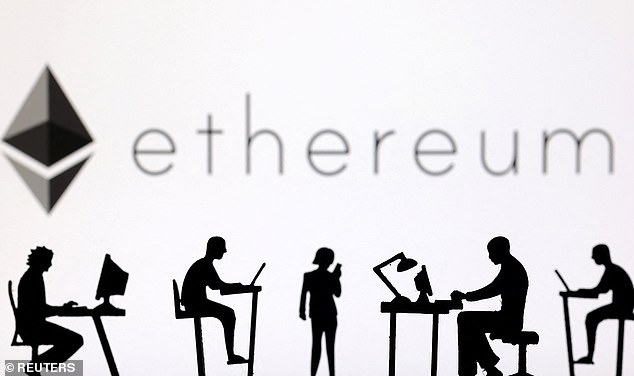Investors are advised to stick to the top ten cryptocurrencies, such as Bitcoin, Ethereum and Tether, listed on the coinmarketcap.com website.