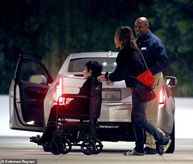 Minnelli, who has needed a wheelchair in recent years, was photographed returning home after a night out with friends in Los Angeles.