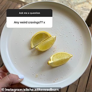 She shared three photos that demonstrate the type of food she's been craving: a plate of sliced ​​lemons, waffles and cake with capers, and a glass of milk.