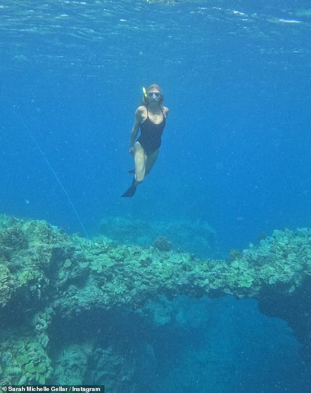 The actress, 46, showed off her toned physique on top of the coral; Thank goodness there were no sharks nearby.