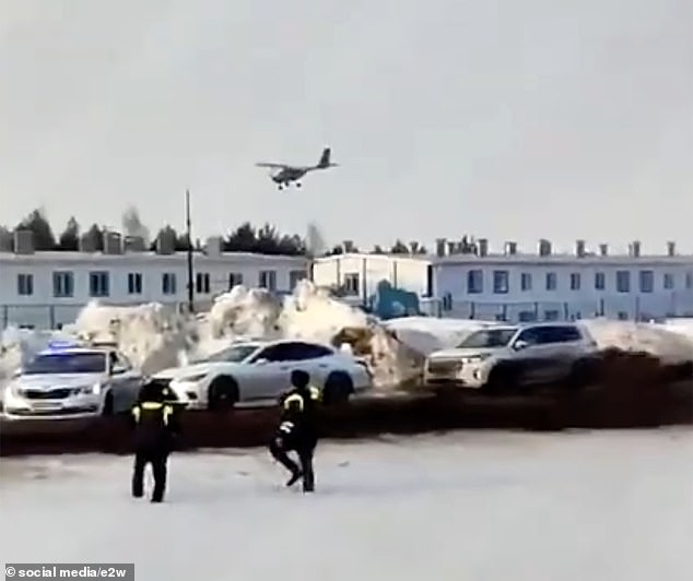 Long-range UAV seen moments before crashing into Russian factory in Tatarstan