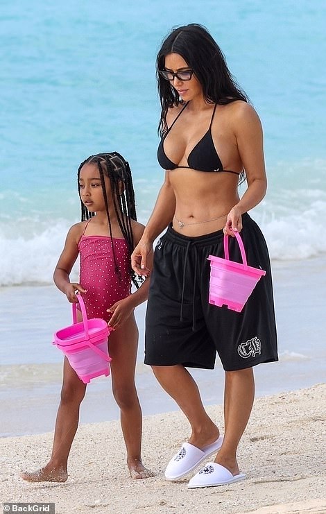 The Calabasas, California, native stayed close to her youngest daughter, who wore her hair in long braids.