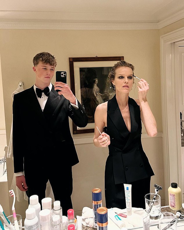 Eva shared a selfie in the bathroom getting ready with her eldest son for Dolce & Gabbana's 40th anniversary celebration.