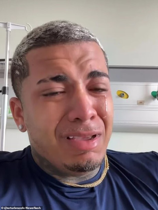 Artur Braz revealed his pain on social networks with a video in which he appears crying. He reportedly remains hospitalized at the Royal Portuguese Hospital in downtown Recife, Brazil.