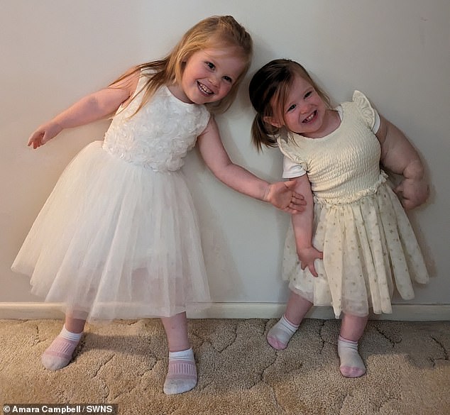 Campbell said that despite her condition, Jessi has no problem playing with her older sister Sophie.