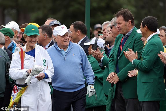 AUGUSTA, GEORGIA - APRIL 11: Jack Nicklaus of the United States and his wife Barbara Nicklaus greet Sir Nick Faldo of England on the first tee during the honorary teeing off ceremony before the first round of the 2024 Masters Tournament at Augusta National Golf Club on April 11, 2024 in Augusta, Georgia. (Photo by Jamie Squire/Getty Images) (Photo by Jamie Squire/Getty Images)