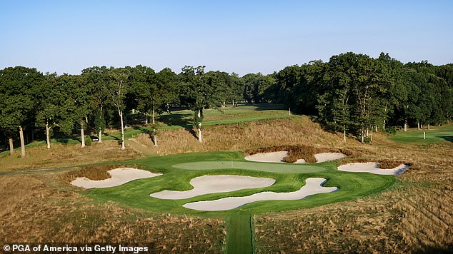 It features treacherous rough and a variety of tricky bunkers spread throughout the course.