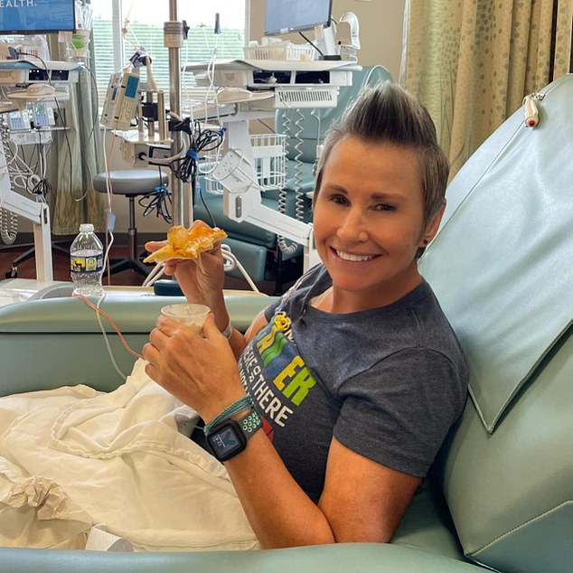 Toni Dezomits, a 55-year-old veteran, had to choose between an alternative cancer drug with worse side effects or no medication for her recurring ovarian cancer.