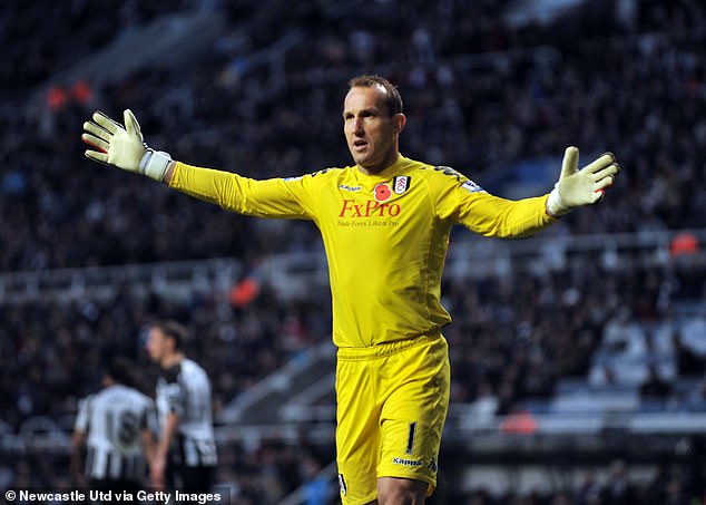 Mark Schwarzer was the last Fulham player to win the award after keeping five consecutive clean sheets in February 2010.