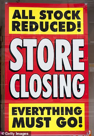 The closures affected a range of sectors, from clothing stores to discount stores and pharmacies.