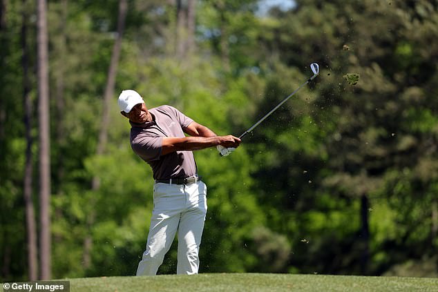 Woods, who won in 2019, continues to show that he is a phenomenon on the golf course