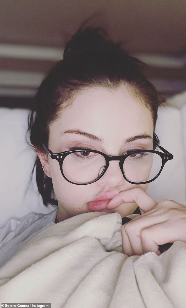 Gomez also posted a close-up selfie while modeling round black glasses.