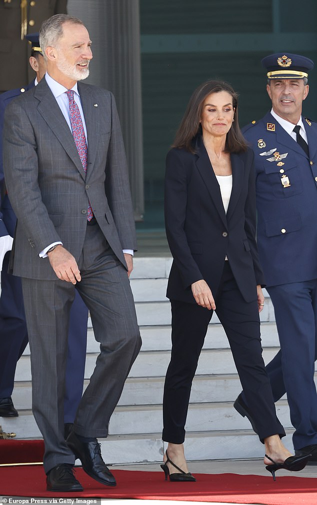 Letizia's elegant appearance meant she added a touch of glamor and quiet luxury to even plane travel.