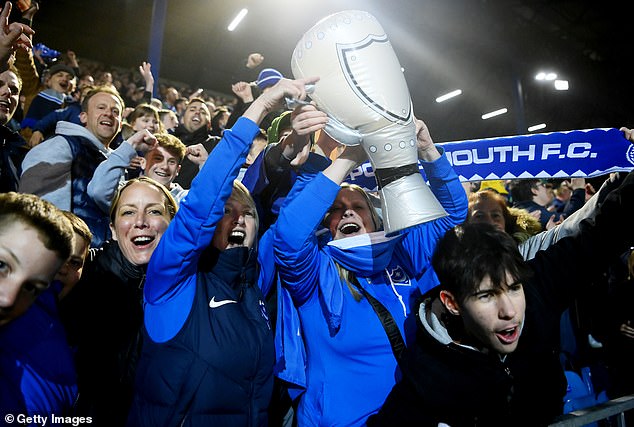 1713307362 172 Portsmouth are PROMOTED to the Championship as League One champions