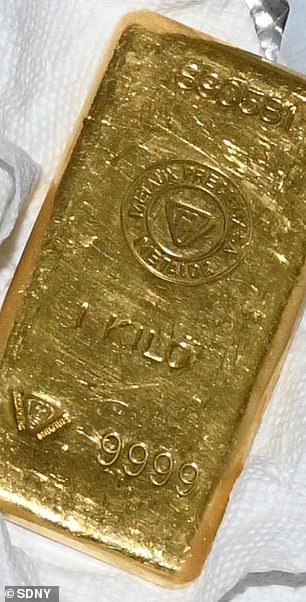Images of the gold bars that federal agents seized in Menéndez's house during the investigation