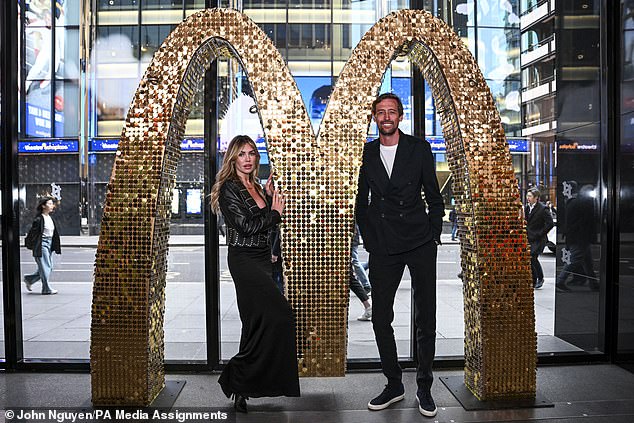 The couple enjoyed a sweet date night in the 360-degree immersive experience and mingled with other celebrities and influencers.