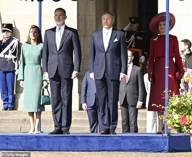 Letizia, Felipe, Willem-Alexander and Máxima looked majestic in front of the crowd.