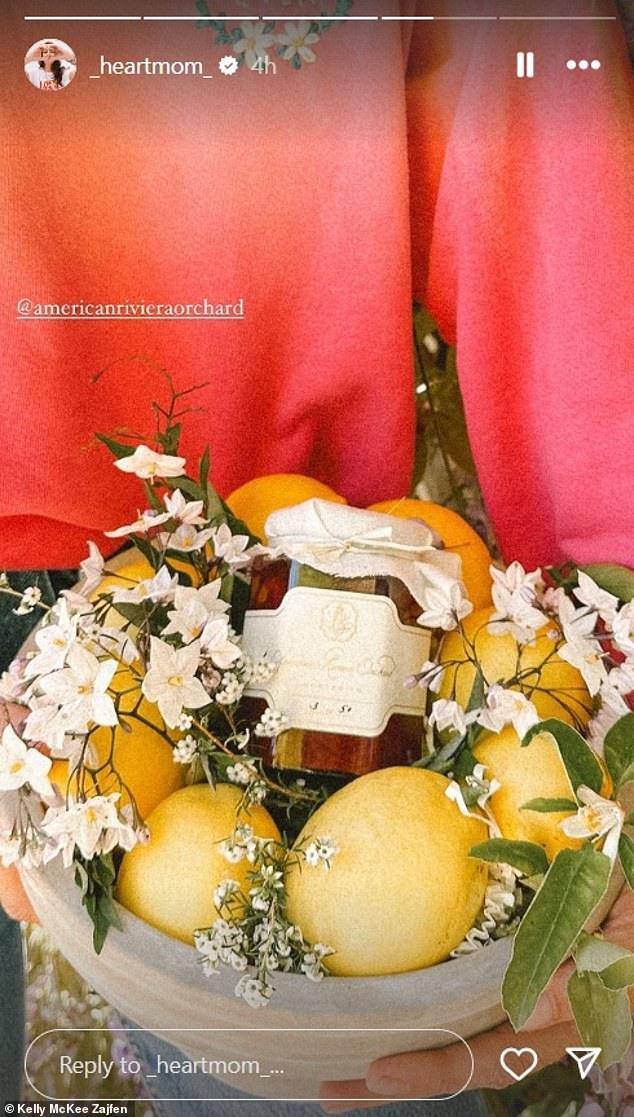Kelly posted a sweet photo on her Instagram Story of her new jam among a bowl of lemons — she received the third jar of the batch.
