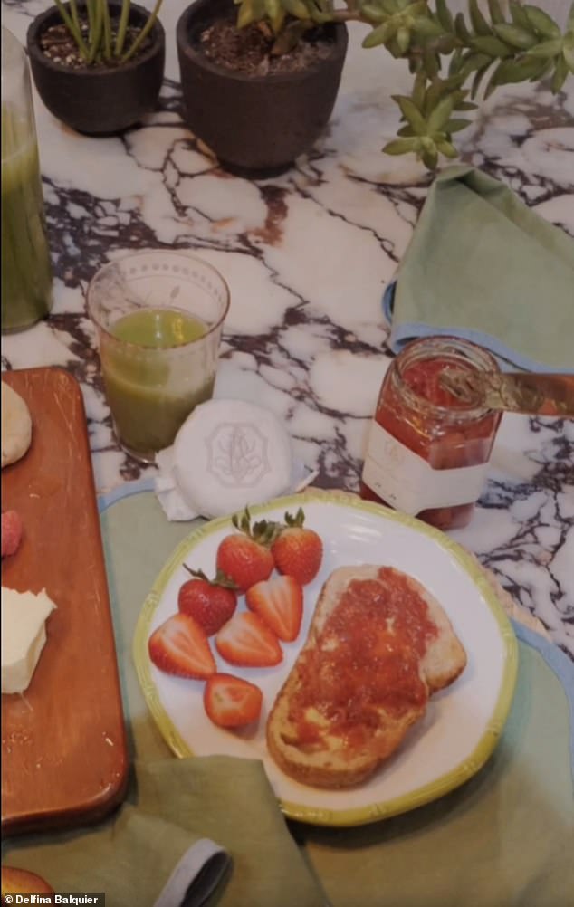 Delfina Balquier's video also showed strawberry jam spread on a piece of bread