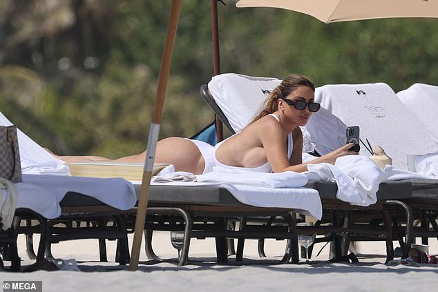 Larsa showed off her enviable figure on the beach