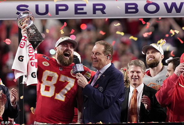 Kelce warned his new teammate that the Chiefs' adjustment period will be humiliating