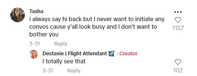 1713548896 859 Flight attendant reveals passengers GREEN flags that tell her if