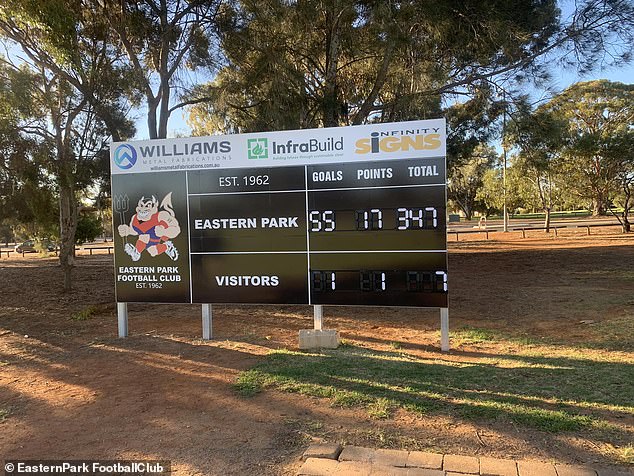 The score says it all: the visitors were defeated by Eastern Park and could only score one goal in response.
