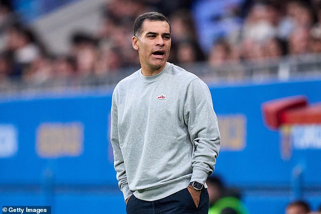 Barça B coach Rafa Márquez, who played for the senior team between 2003 and 2010, is now the favorite to replace Xavi.