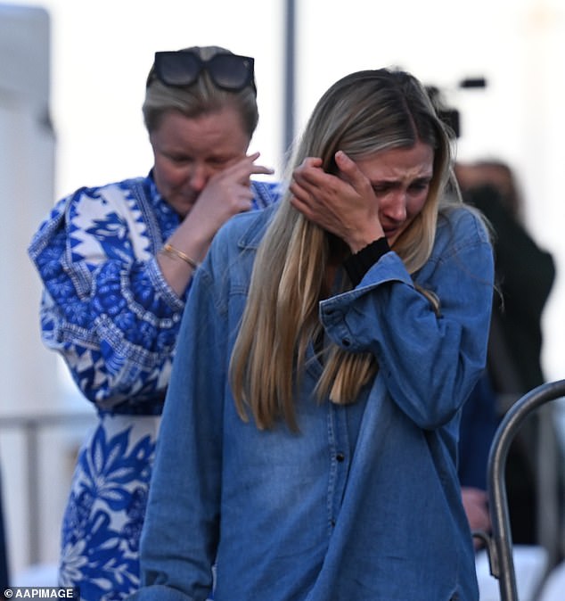 Hundreds of people gathered at Dolphin Court in Bondi Beach for a sunset vigil on Sunday to honor those killed in the Westfield massacre.