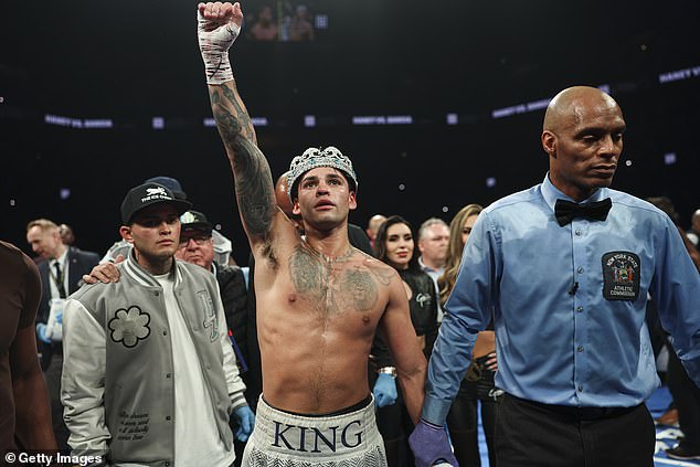 Garcia scored a surprising majority decision victory Saturday night at the Barclays Center.