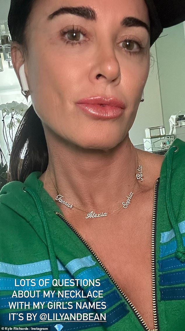 She also showed off a necklace with the names of each of her four daughters and took to her Instagram Story to share some details about the meaningful piece of jewelry.