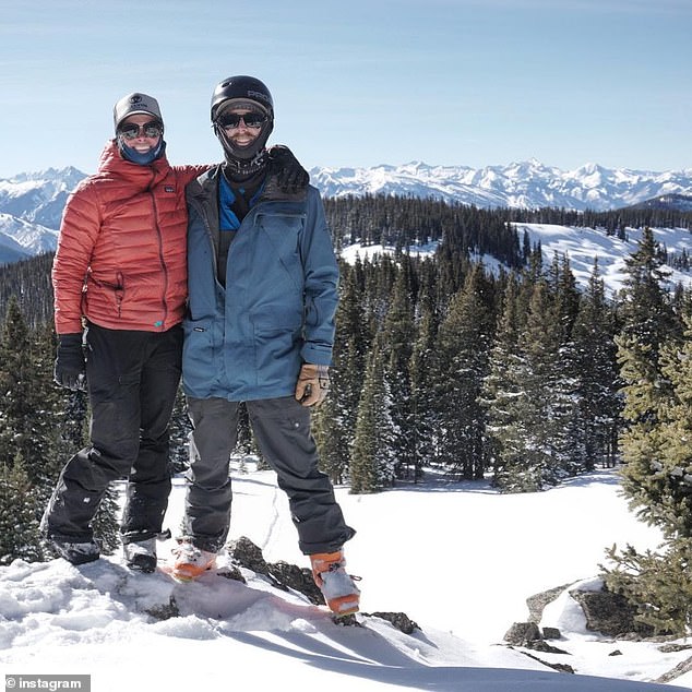In the photo: The daredevil skiing couple on Mount Yeckel in Colorado.