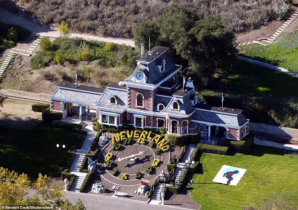 The property in an aerial photograph taken in 2003 while the singer was fighting accusations of child sex.