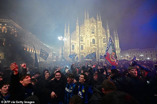 Inter Milan fans took their celebrations from the San Siro to the streets after the match
