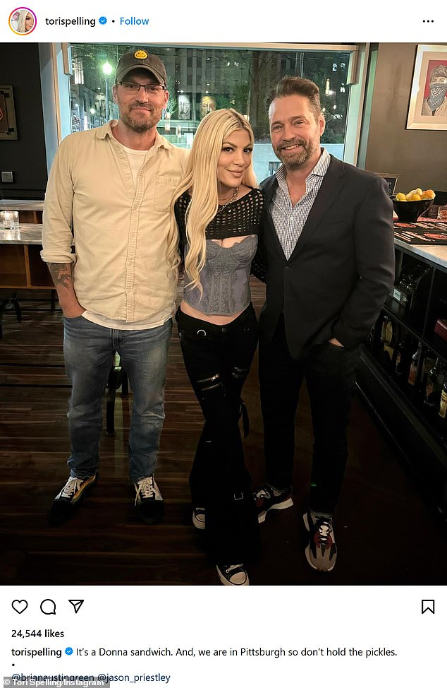 Earlier this month, Tori and Brian reunited in Pittsburgh along with their other Beverly Hills, 90210 castmate, Jason Priestley, while attending Steel City Con.