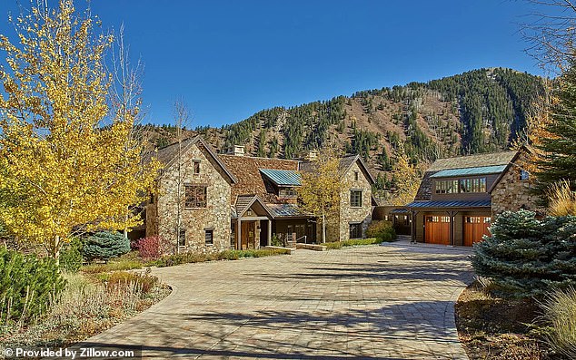 In 2021, Butterfield purchased a $31.7 million mansion in Aspen, Colorado.  The residence, located in the exclusive Five Trees neighborhood, is spread across a five-acre estate overlooking the Castle Creek Valley.