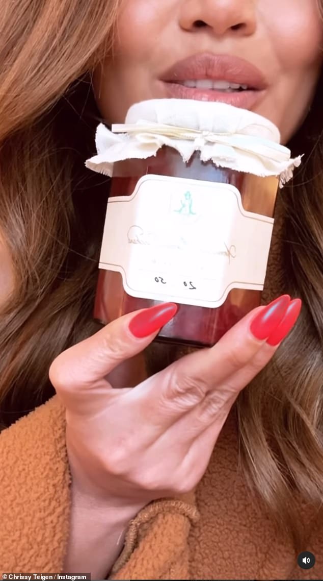Chrissy Teigen, model and owner of the Cravings cooking range, also promoted Meghan's jam on Instagram.
