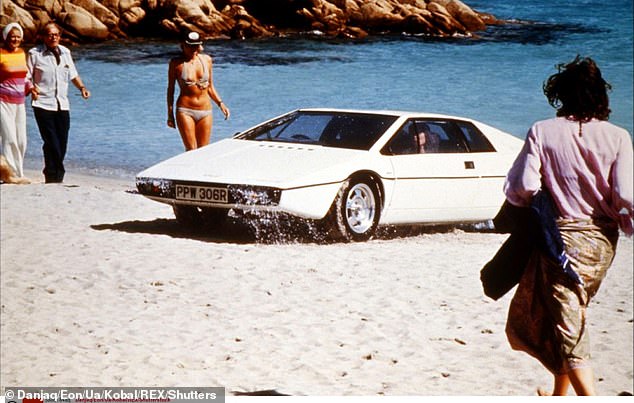 The craft has echoes of James Bond's sea-diving Lotus Esprit in The Spy Who Loved Me, above, also known as Wet Nellie (pictured).