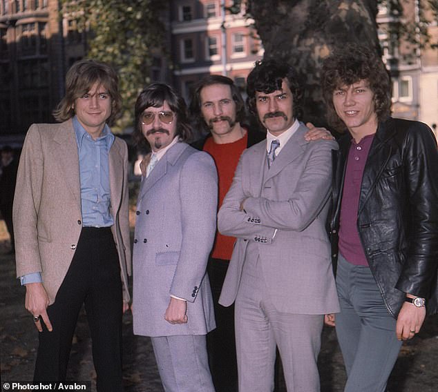 From left to right: Justin Hayward, Graeme Edge, Pinder, Ray Thomas and John Lodge in 1969