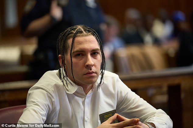 He was wearing a white Louis Vuitton shirt, light blue jeans and sunglasses inside the courtroom where Judge Marisol Martínez Alonso adjourned the case until May 15.