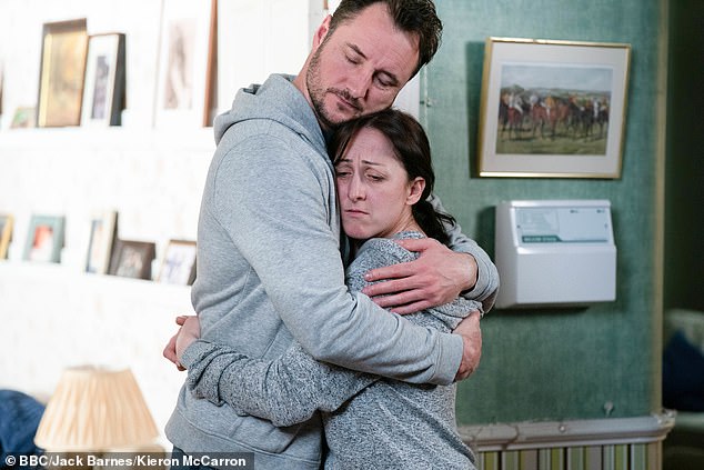 Despite the happy news, fans can't help but be cynical and are convinced that the real father of Sonia's baby is her twice ex-husband, Martin Fowler, despite there being no indication of an affair.