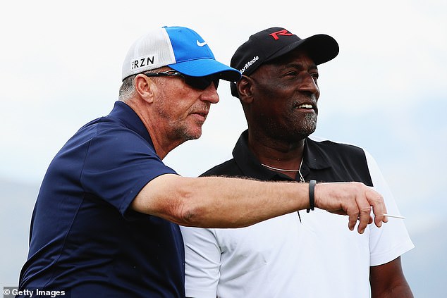 Legends Botham and Richard at a golf event in New Zealand in 2015