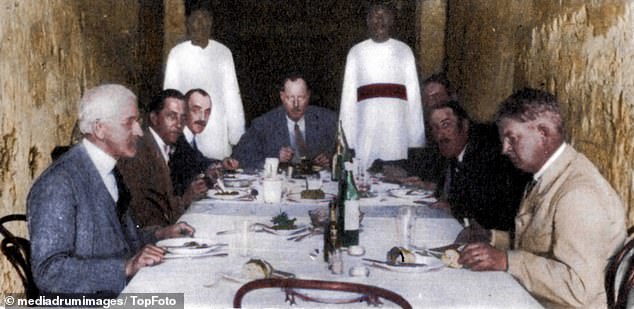 Pictured is a lunch at a grave, present are JH Breasted (died from X-ray exposure, Harry Burton (died from diabetes), A Lucas, AR Callender (died from ill health), Arthur Mace (died from poison ) - all not older than 50 years