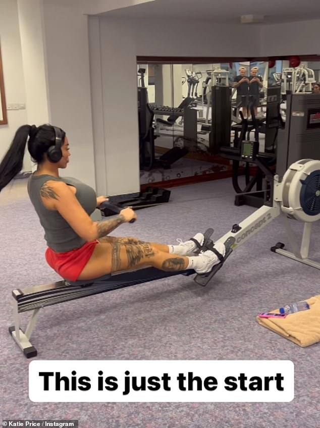 The couple took to Instagram to give an insight into their workout as Katie was seen on the rowing machine and bench pressing two dumbbells.