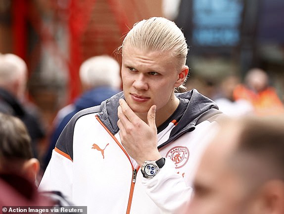 Soccer Football - Premier League - Nottingham Forest v Manchester City - The City Ground, Nottingham, Britain - April 28, 2024 Manchester City's Erling Braut Haaland arrives at the stadium before the match Action Images via Reuters/Jason Cairnduff NO AUDIO USED AND UNAUTHORIZED VIDEO, DATA, LISTS, CLUB/LEAGUE LOGOS OR 'LIVE' SERVICES.  ONLINE IN-GAME USE LIMITED TO 45 IMAGES, NO VIDEO EMULATION.  NOT USED IN BETTING, GAMES OR SINGLE CLUB/LEAGUE/PLAYER PUBLICATIONS.