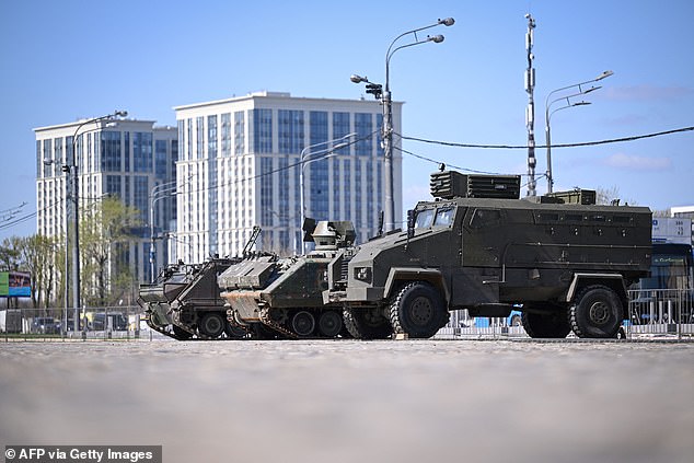 Armored vehicles allegedly seen in Moscow 