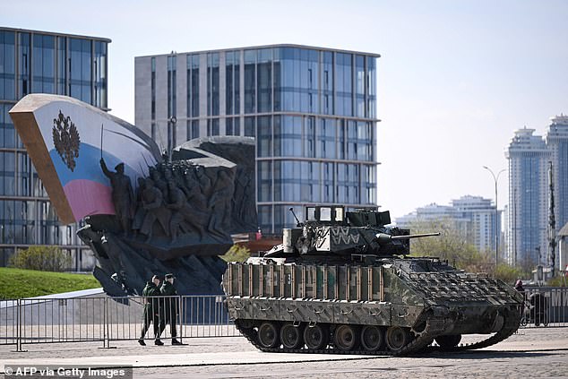Weapons and tanks from nine other countries, including Turkey, Sweden, Czechoslovakia, South Africa, Finland, Australia and Austria, will also appear at the exhibition.