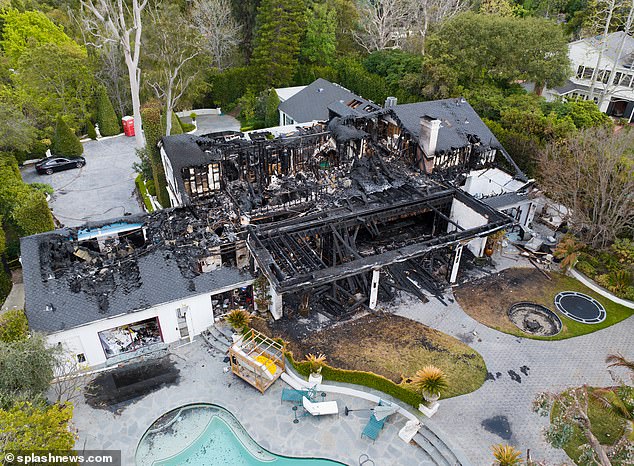 According to TMZ, investigators have been unable to find an exact source of the electrical problem that set the 31-year-old model's $7 million mansion on fire.