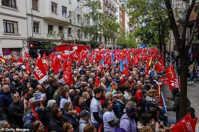 Supporters gather at a demonstration organized by the Spanish Socialist Workers Party (PSOE) in support of Prime Minister Pedro Sánchez on April 27, 2024.